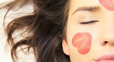 maszkok receptjei a szem körüli bőr megfiatalítására